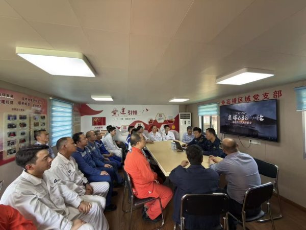 浦东海事局开展全国防灾减灾日消防演习