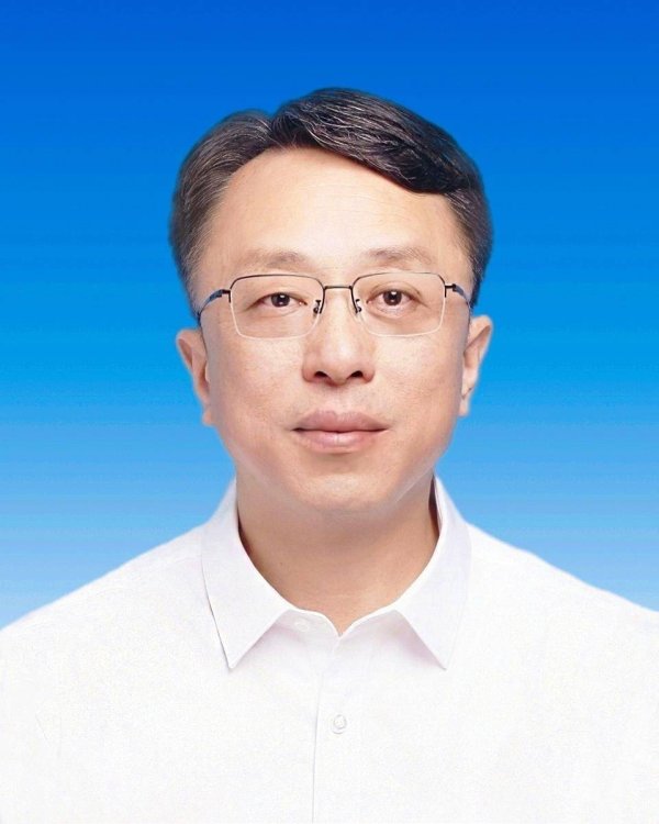林诗锋任华侨大学党委副书记